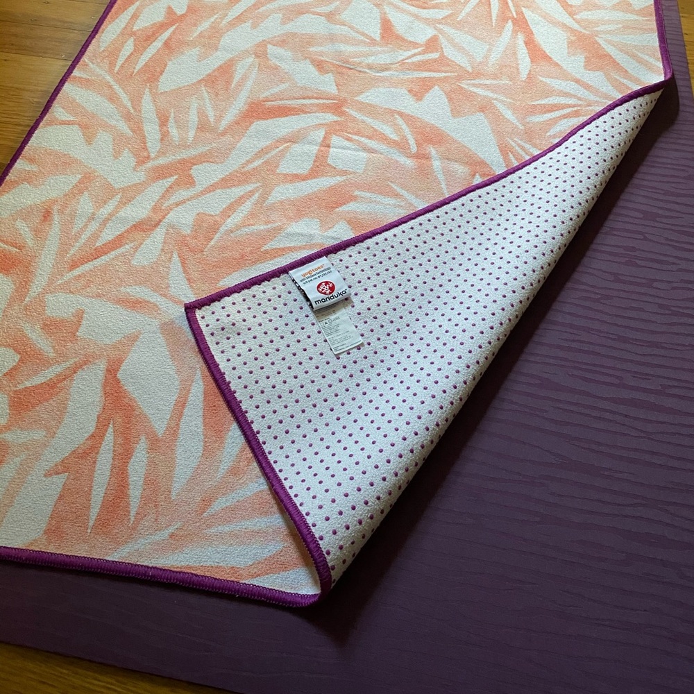 Manduka eKO Lite 4mm yoga mat + yogitoes towel